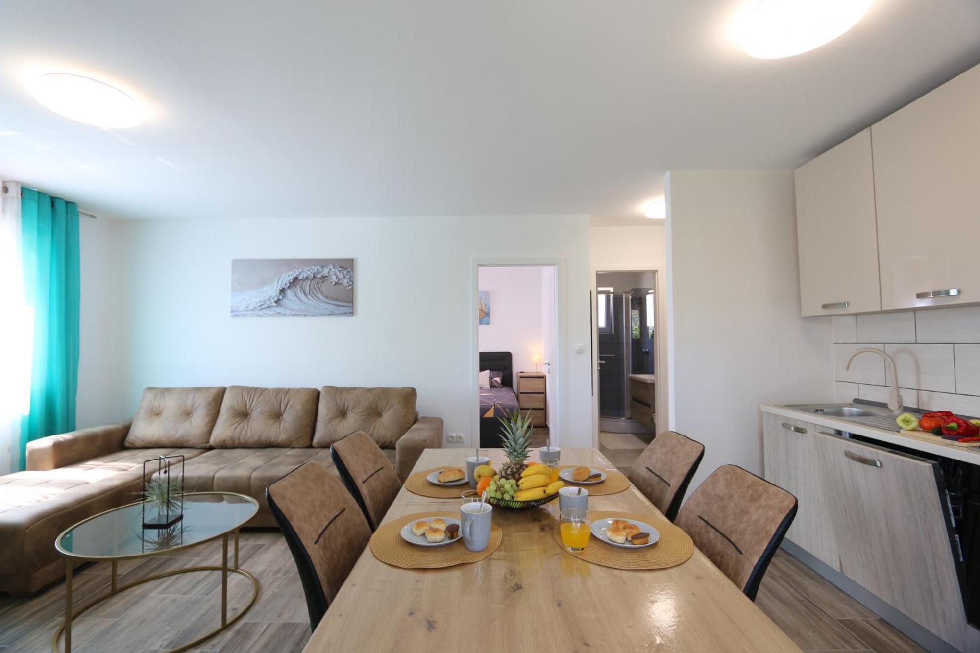 Apartments Mirjana 실로 외부 사진