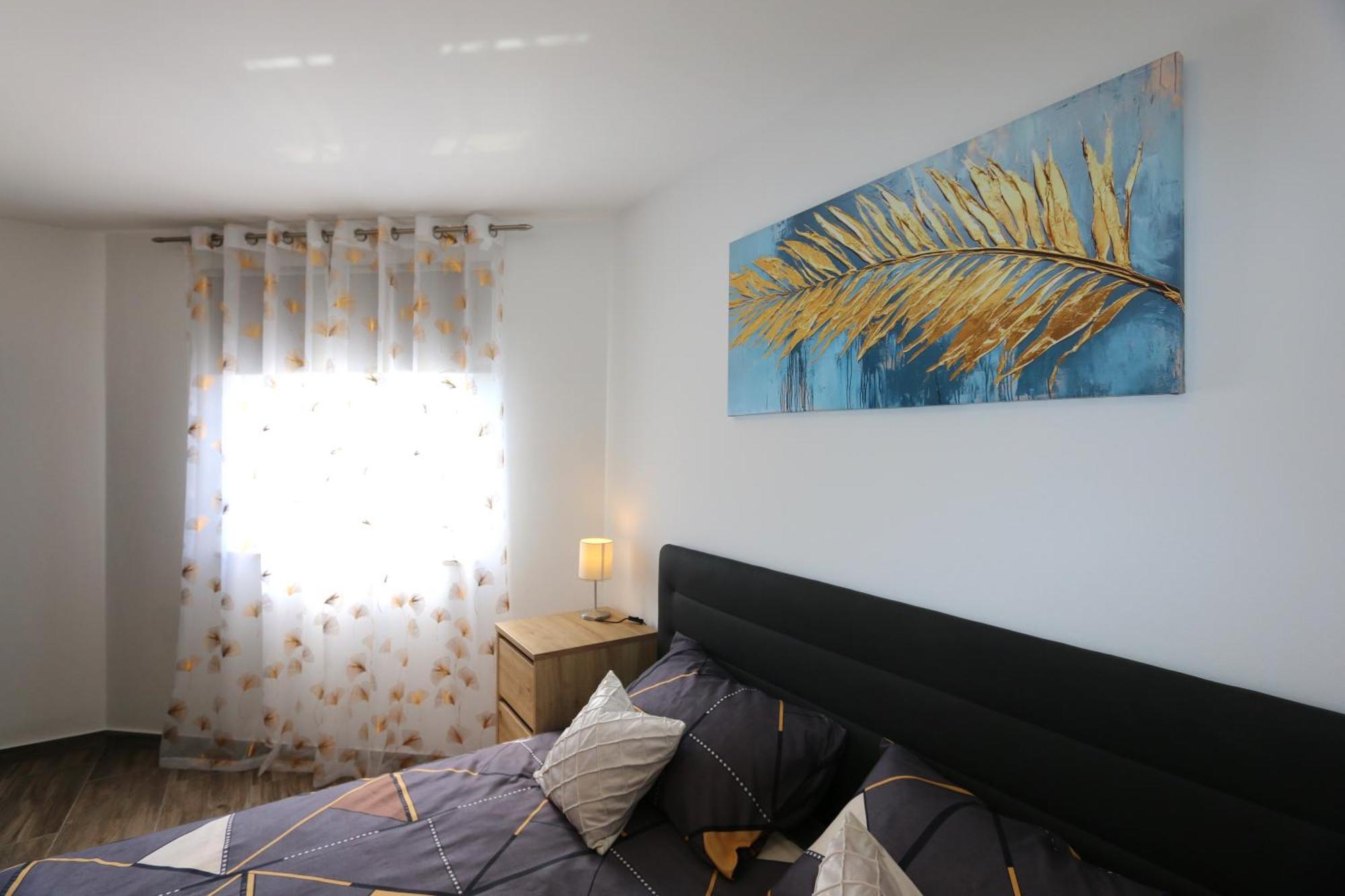 Apartments Mirjana 실로 외부 사진