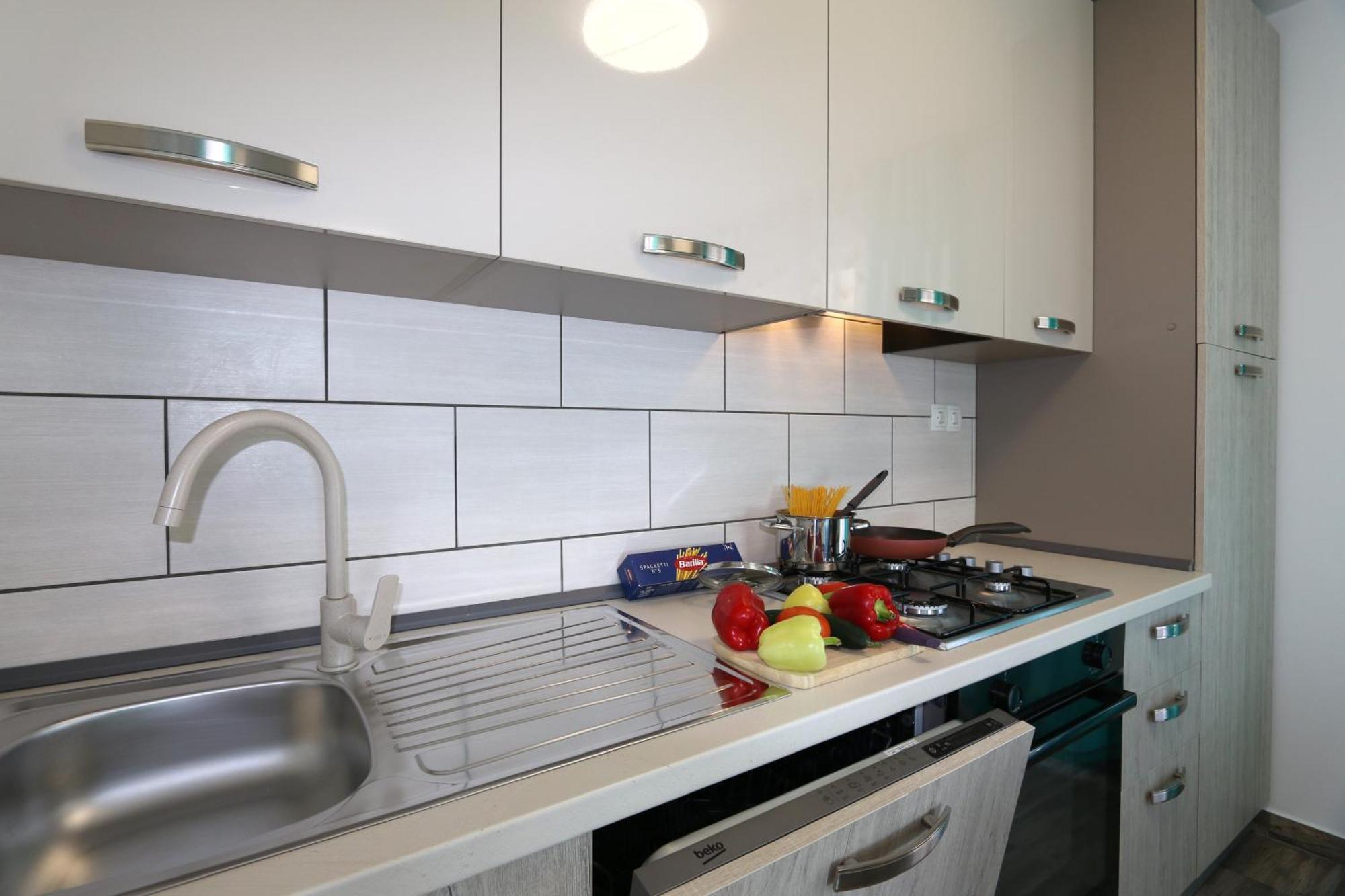 Apartments Mirjana 실로 외부 사진