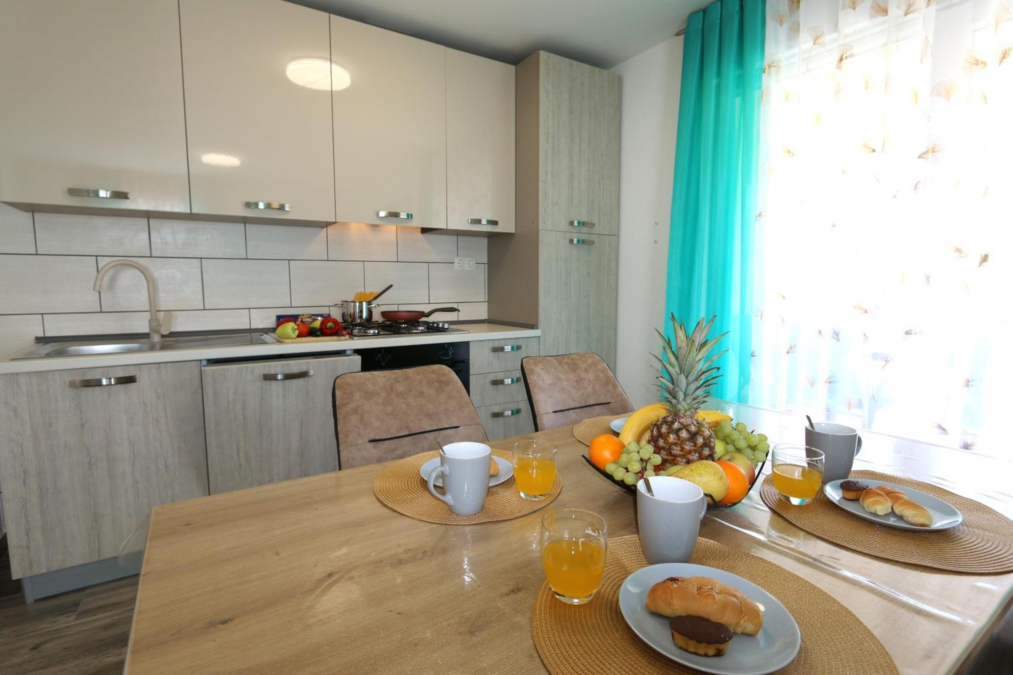 Apartments Mirjana 실로 외부 사진