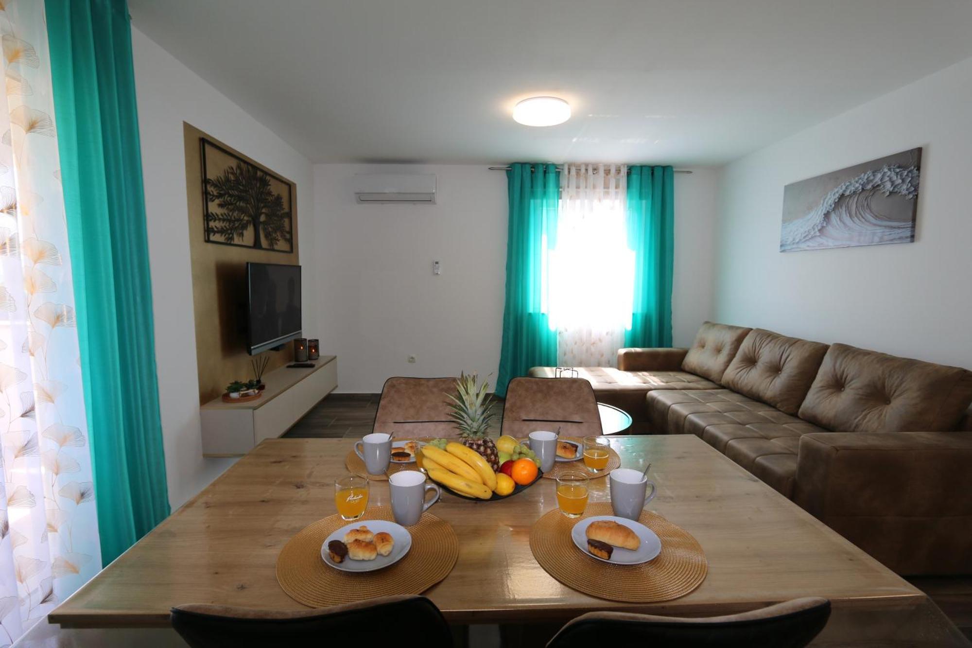 Apartments Mirjana 실로 외부 사진